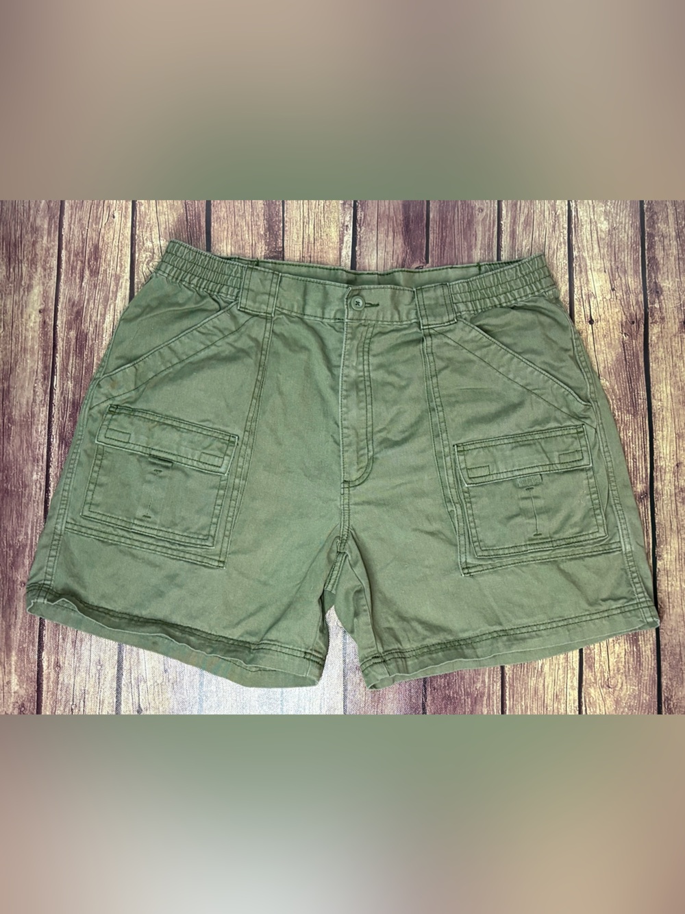 St. John's Bay Men’s Olive Green Cargo Shorts Size 38 100% Cotton